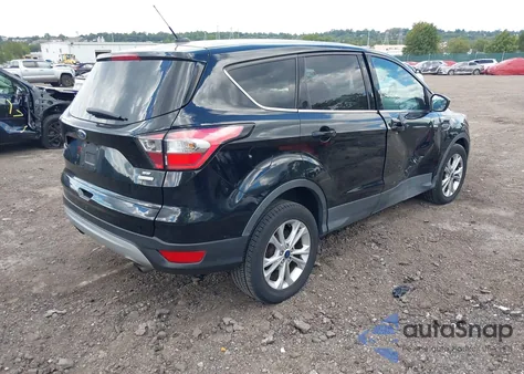 2017 Ford Escape Se z USA, uszkodzony, nr VIN 1FMCU0GD8HUC41296